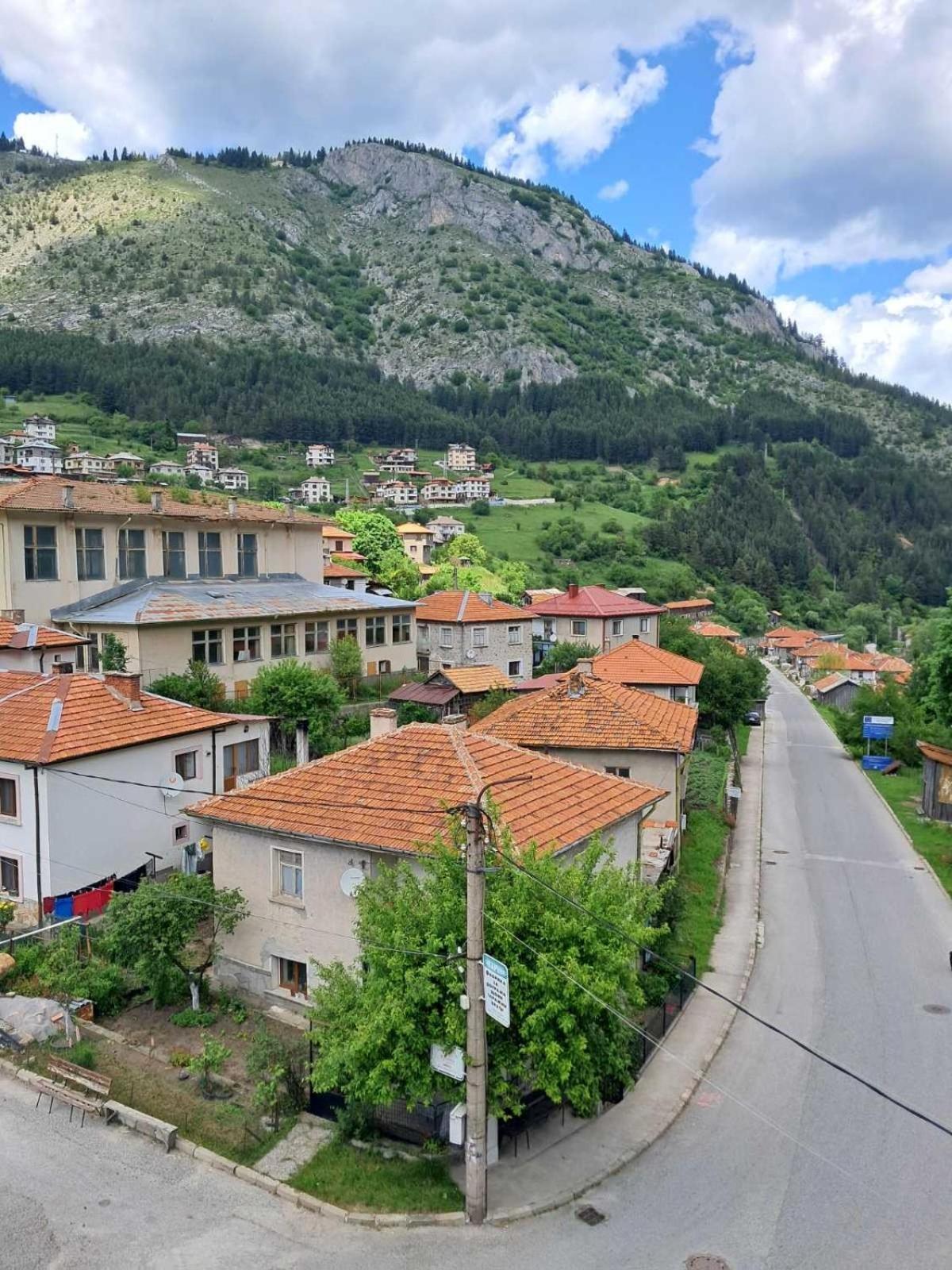 Katerci Appartement Trigrad Buitenkant foto